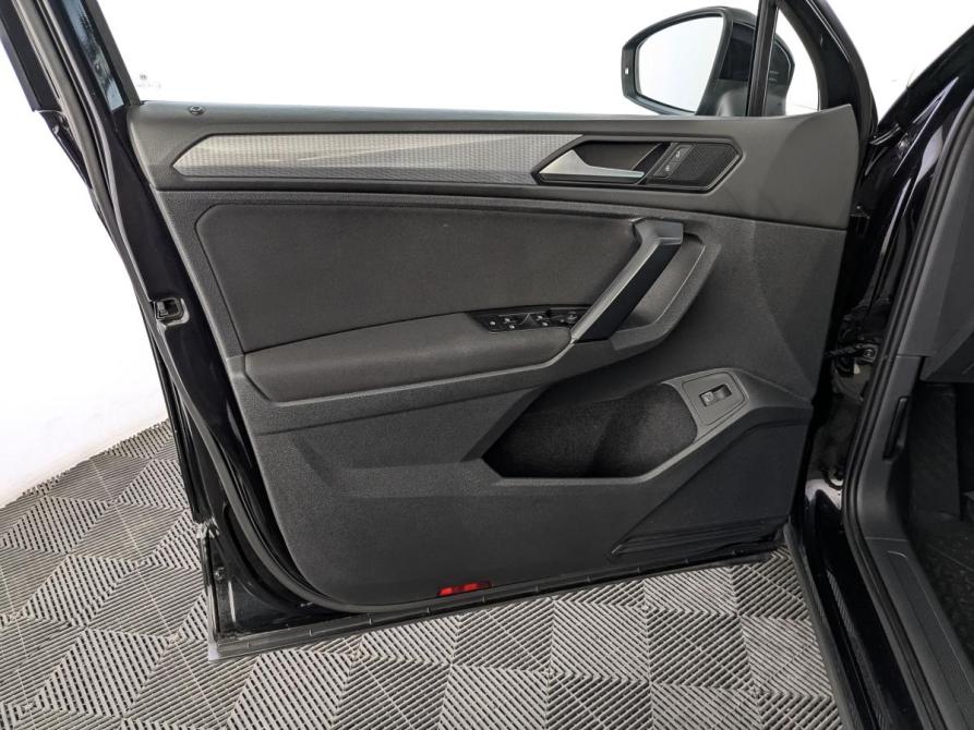 Volkswagen Tiguan II Рестайлинг Москва  - изображение 19