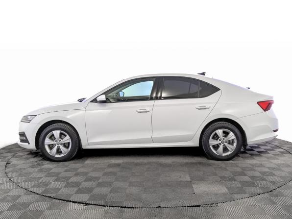 Skoda Octavia IV (A8) с пробегом 2022 года, цена 2 235 000 рублей, 95417 км, лифтбек, Автокод Объявления