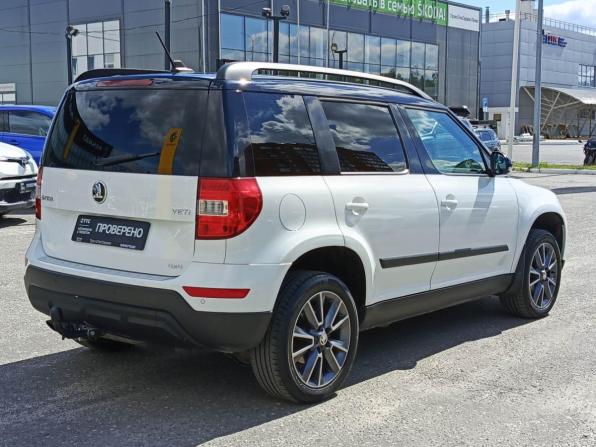 Skoda Yeti I Рестайлинг с пробегом 2017 года, цена 1 370 000 рублей, 209468 км, внедорожник, Автокод Объявления