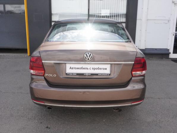 Volkswagen Polo V Рестайлинг с пробегом 2016 года, цена 933 000 рублей, 128284 км, седан, Автокод Объявления