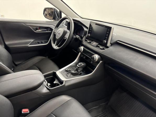Toyota RAV4 V (XA50) с пробегом 2021 года, цена 4 358 000 рублей, 48000 км, внедорожник, Автокод Объявления