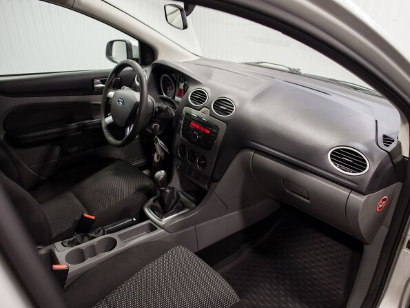 Ford Focus II Рестайлинг с пробегом 2011 года, цена 560 000 рублей, 178935 км, хэтчбек, Автокод Объявления