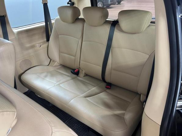 Hyundai H-1 II Рестайлинг с пробегом 2016 года, цена 2 615 900 рублей, 94604 км, минивэн, Автокод Объявления