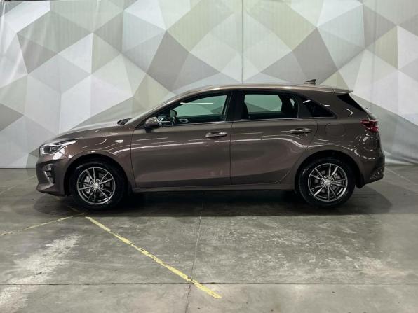 Kia Ceed III с пробегом 2018 года, цена 1 800 000 рублей, 72449 км, хэтчбек, Автокод Объявления