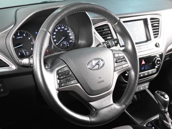 Hyundai Solaris II с пробегом 2020 года, цена 1 649 000 рублей, 94790 км, седан, Автокод Объявления