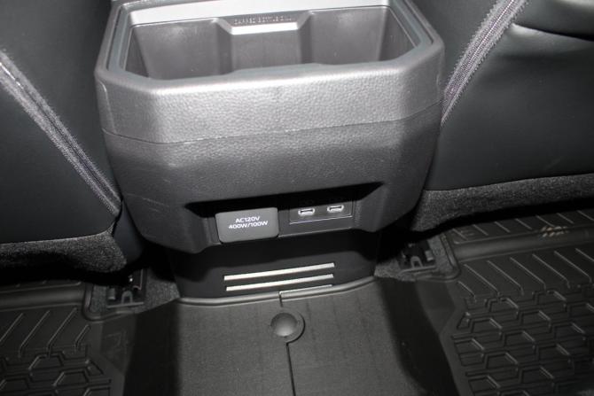 Toyota Tacoma IV с пробегом 2024 года, цена 8 990 000 рублей, 291 км, offers.body_type.unknown, Автокод Объявления