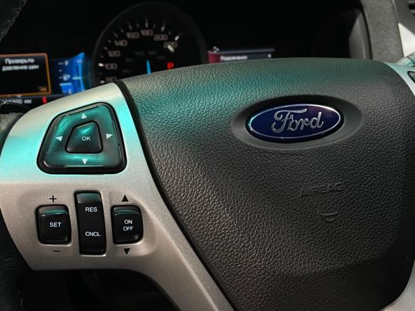 Ford Explorer V с пробегом 2015 года, цена 2 019 000 рублей, 233330 км, внедорожник, Автокод Объявления