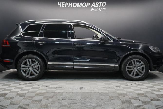 Volkswagen Touareg II Рестайлинг с пробегом 2017 года, цена 3 980 000 рублей, 167000 км, внедорожник, Автокод Объявления