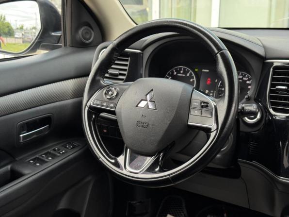Mitsubishi Outlander III Рестайлинг 2 с пробегом 2015 года, цена 1 890 000 рублей, 151170 км, внедорожник, Автокод Объявления
