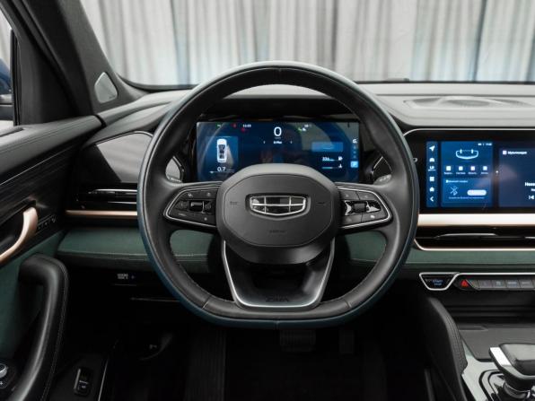 Geely Monjaro I с пробегом 2023 года, цена 2 940 000 рублей, 64288 км, внедорожник, Автокод Объявления