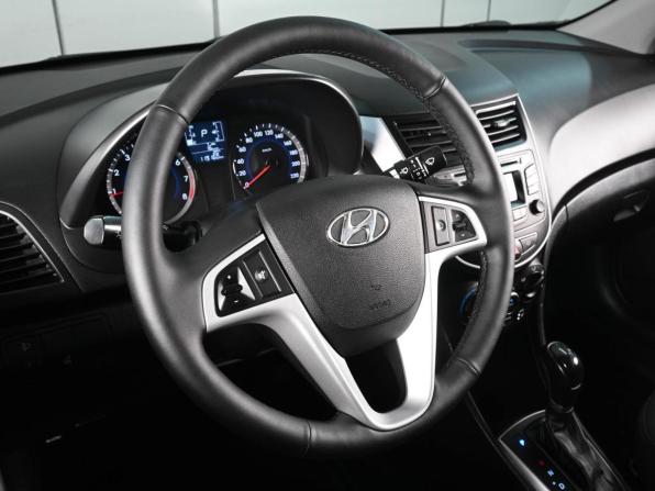 Hyundai Solaris I Рестайлинг с пробегом 2015 года, цена 1 125 000 рублей, 119160 км, седан, Автокод Объявления