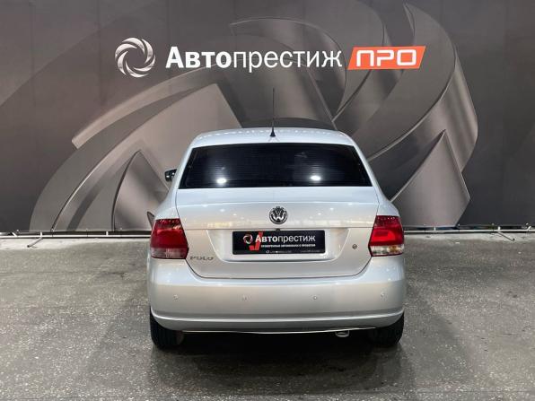 Volkswagen Polo V с пробегом 2012 года, цена 888 000 рублей, 90070 км, седан, Автокод Объявления