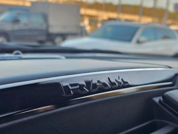 Ram 1500 V с пробегом 2022 года, цена 6 599 000 рублей, 172501 км, offers.body_type.unknown, Автокод Объявления