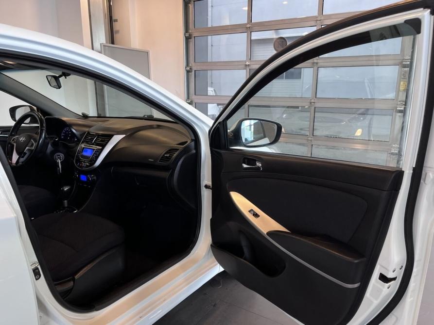 Hyundai Solaris I Чебоксары  - изображение 27