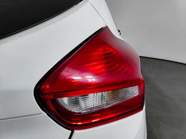 Ford Focus III Рестайлинг с пробегом 2019 года, цена 1 620 000 рублей, 60021 км, хэтчбек, Автокод Объявления