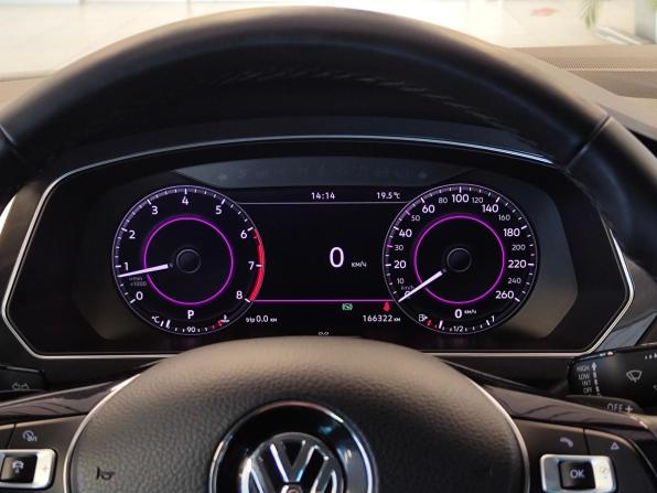 Volkswagen Tiguan II с пробегом 2018 года, цена 1 973 000 рублей, 166000 км, внедорожник, Автокод Объявления