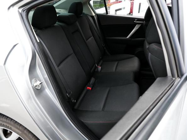 Mazda 3 II (BL) Рестайлинг с пробегом 2013 года, цена 999 000 рублей, 204748 км, седан, Автокод Объявления