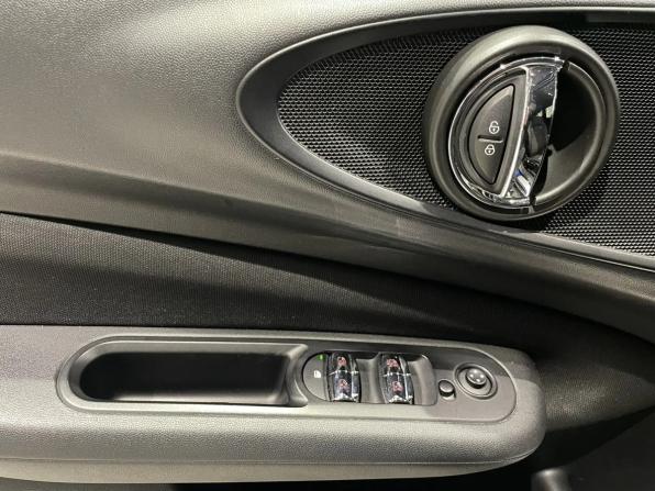 Mini Clubman II с пробегом 2019 года, цена 1 887 000 рублей, 144000 км, универсал, Автокод Объявления