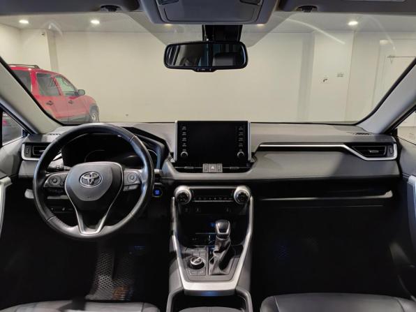 Toyota RAV4 V (XA50) с пробегом 2020 года, цена 2 999 000 рублей, 70710 км, внедорожник, Автокод Объявления
