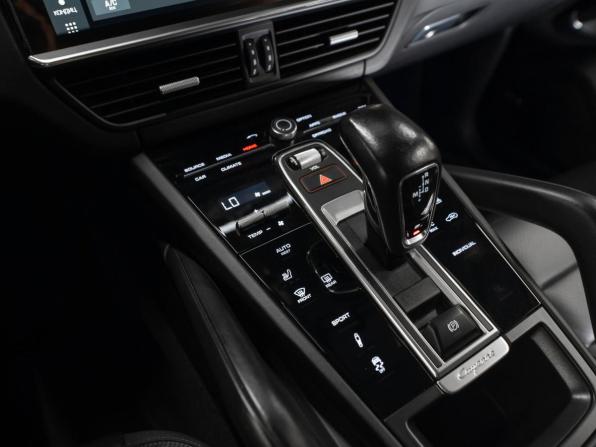 Porsche Cayenne III с пробегом 2021 года, цена 6 100 000 рублей, 91769 км, внедорожник, Автокод Объявления