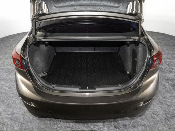 Mazda 3 III (BM) с пробегом 2013 года, цена 1 215 500 рублей, 98500 км, седан, Автокод Объявления