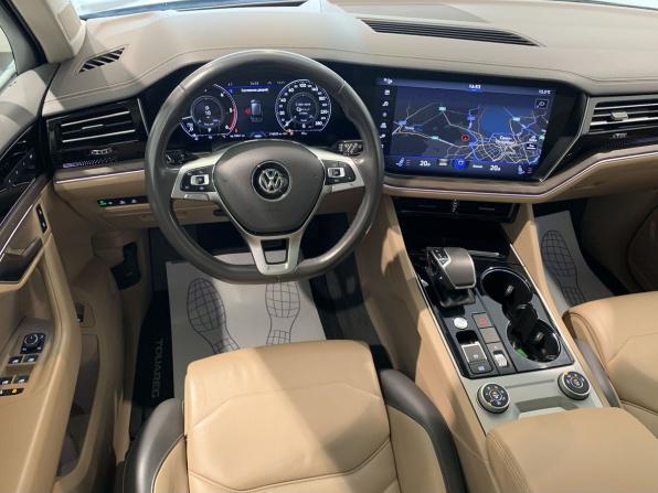 Volkswagen Touareg III с пробегом 2019 года, цена 4 169 000 рублей, 176023 км, внедорожник, Автокод Объявления