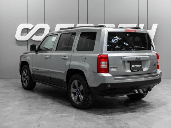 Jeep Liberty (Patriot) с пробегом 2015 года, цена 1 670 000 рублей, 122541 км, внедорожник, Автокод Объявления
