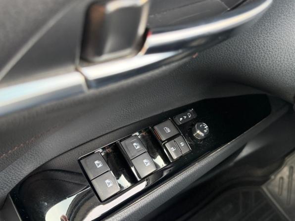Toyota Camry VIII (XV70) с пробегом 2018 года, цена 2 380 000 рублей, 122792 км, седан, Автокод Объявления