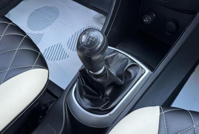 Hyundai Solaris I с пробегом 2012 года, цена 760 000 рублей, 155701 км, хэтчбек, Автокод Объявления
