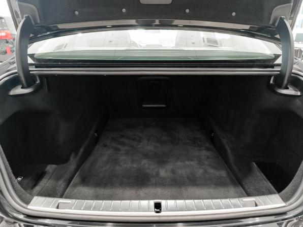 BMW 7 серии VI (G11/G12) Рестайлинг с пробегом 2019 года, цена 4 400 000 рублей, 291895 км, седан, Автокод Объявления