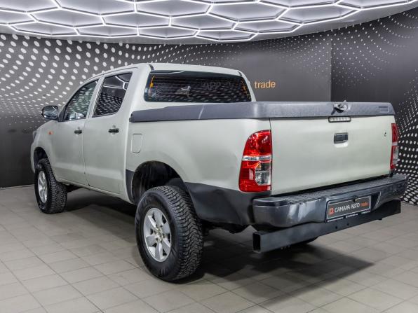 Toyota Hilux VII Рестайлинг с пробегом 2012 года, цена 1 424 000 рублей, 251739 км, offers.body_type.unknown, Автокод Объявления