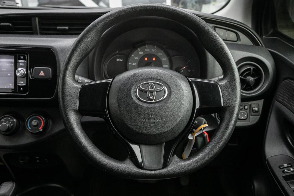 Toyota Vitz III (XP130) Рестайлинг Иркутск  - изображение 15