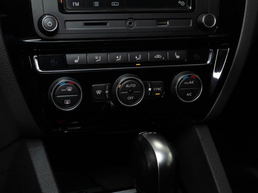 Volkswagen Jetta VI Рестайлинг Казань  - изображение 11