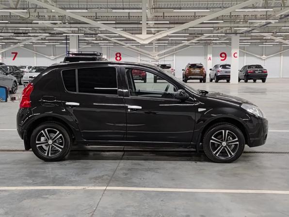 Renault Sandero I с пробегом 2014 года, цена 625 000 рублей, 180471 км, хэтчбек, Автокод Объявления