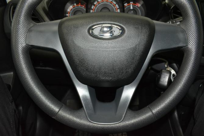 Lada (ВАЗ) Vesta I с пробегом 2017 года, цена 599 000 рублей, 177000 км, седан, Автокод Объявления