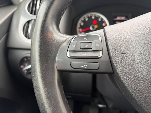 Volkswagen Tiguan I Рестайлинг с пробегом 2011 года, цена 755 000 рублей, 287000 км, внедорожник, Автокод Объявления