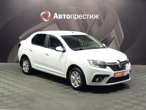 Renault Logan II Рестайлинг с пробегом 2018 года, цена 940 000 рублей, 98000 км, седан, Автокод Объявления