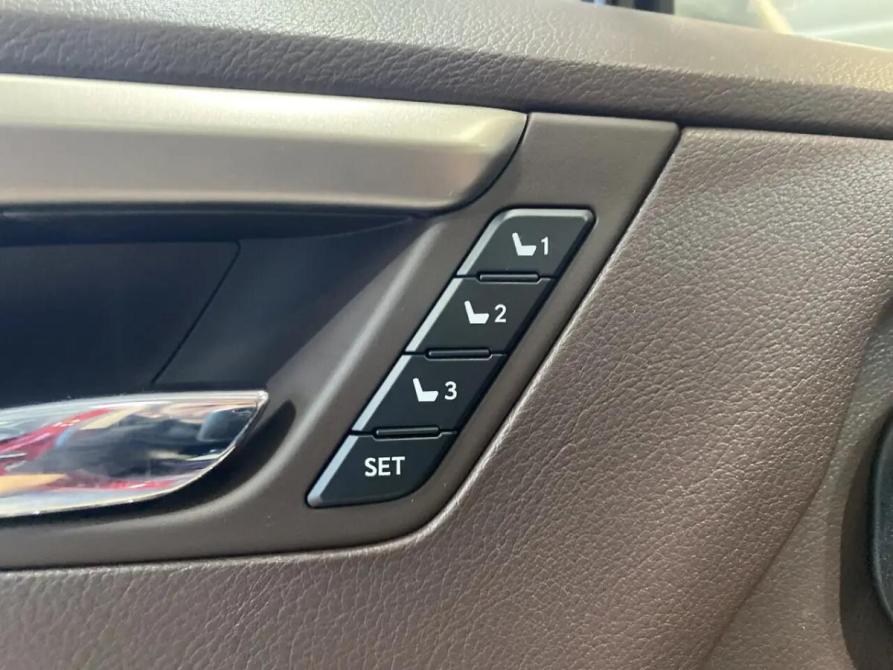 Lexus RX IV Рестайлинг Челябинск  - изображение 22