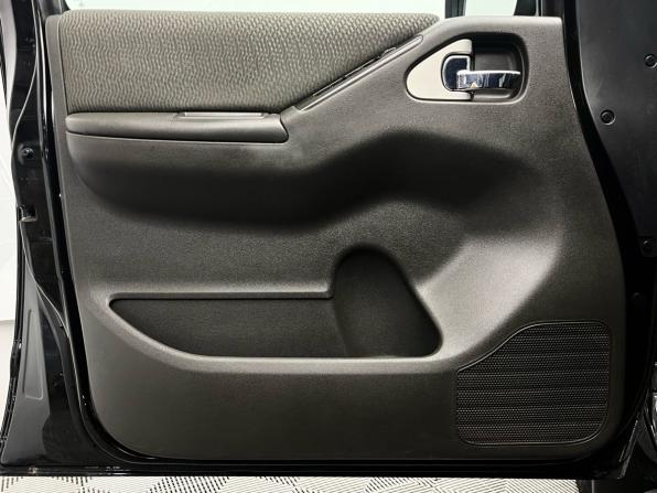 Nissan Pathfinder III Рестайлинг с пробегом 2013 года, цена 1 629 000 рублей, 213000 км, внедорожник, Автокод Объявления