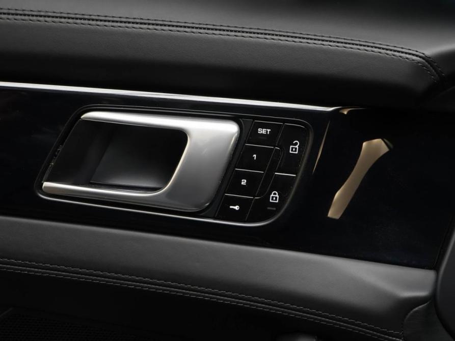Porsche Panamera II Москва  - изображение 23