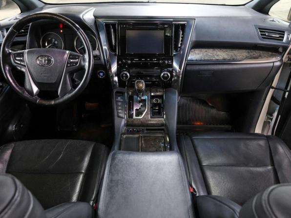 Toyota Alphard III Рестайлинг с пробегом 2019 года, цена 3 898 000 рублей, 250680 км, минивэн, Автокод Объявления