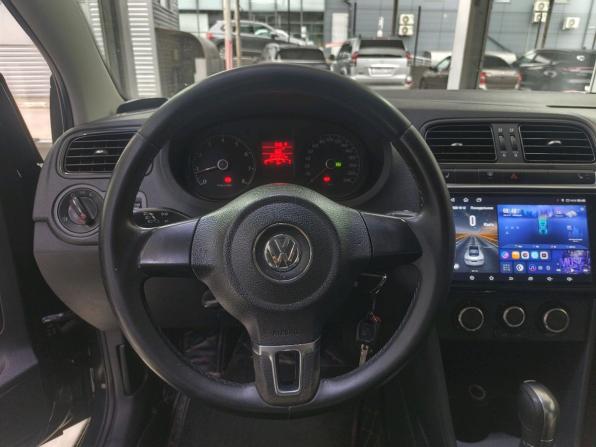 Volkswagen Polo V с пробегом 2012 года, цена 770 000 рублей, 243347 км, седан, Автокод Объявления