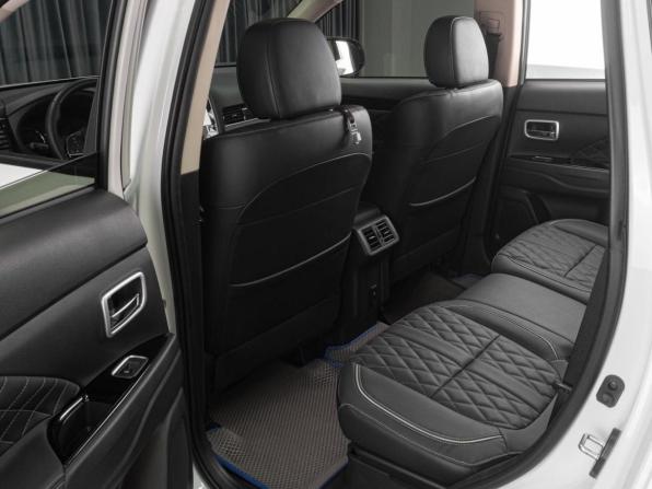 Mitsubishi Outlander III Рестайлинг 3 с пробегом 2022 года, цена 3 449 000 рублей, 14255 км, внедорожник, Автокод Объявления