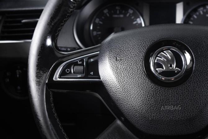 Skoda Octavia III (A7) с пробегом 2014 года, цена 899 000 рублей, 261000 км, лифтбек, Автокод Объявления