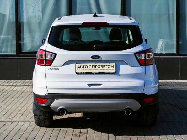 Ford Kuga II Рестайлинг с пробегом 2018 года, цена 1 299 000 рублей, 236227 км, внедорожник, Автокод Объявления