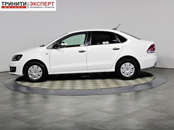 Volkswagen Polo V Рестайлинг с пробегом 2018 года, цена 1 297 000 рублей, 56524 км, седан, Автокод Объявления