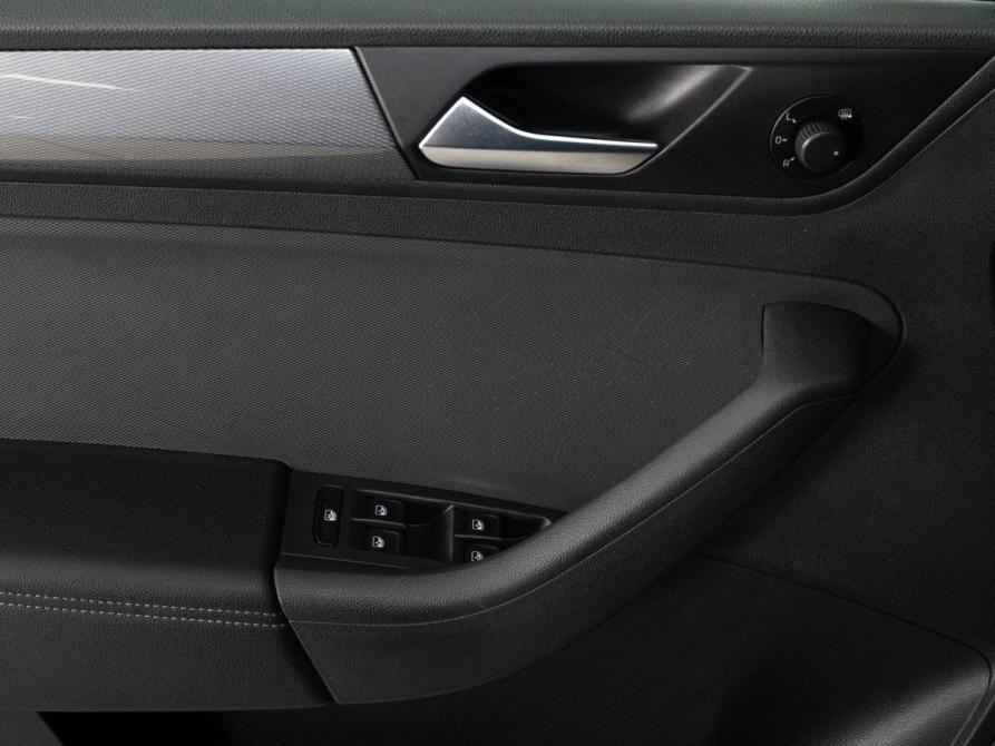 Volkswagen Polo VI Казань  - изображение 18