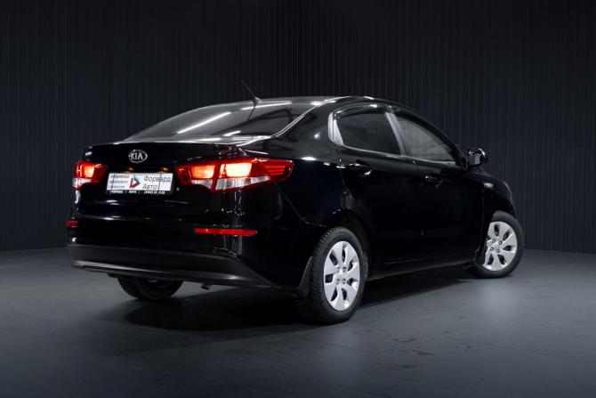 Kia Rio III Рестайлинг с пробегом 2015 года, цена 900 000 рублей, 127200 км, седан, Автокод Объявления
