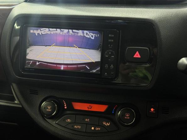 Toyota Vitz III (XP130) Рестайлинг с пробегом 2017 года, цена 1 069 000 рублей, 160752 км, хэтчбек, Автокод Объявления