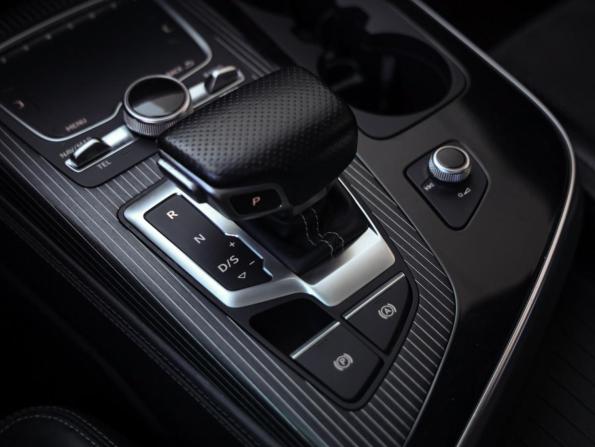 Audi Q7 II (4M) с пробегом 2015 года, цена 3 099 000 рублей, 211611 км, внедорожник, Автокод Объявления
